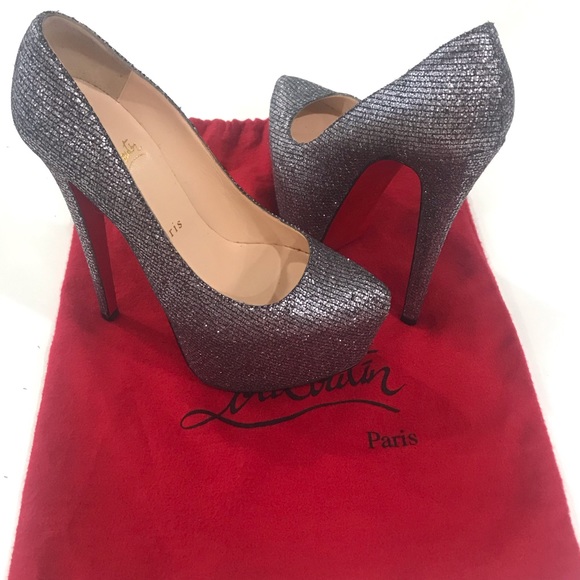 SOLD - Christian louboutin daffodile 35 1/2 - Picture 2 of 8